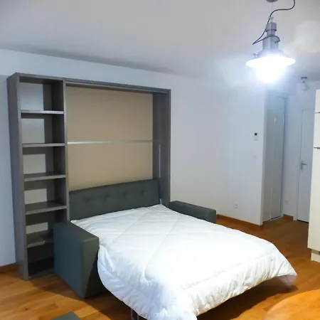 Neuf 2* Au Centre De Avec Terrasse, Proche Telecabines Et Commerces - Fr-1-512-41 Apartment Brides-les-Bains